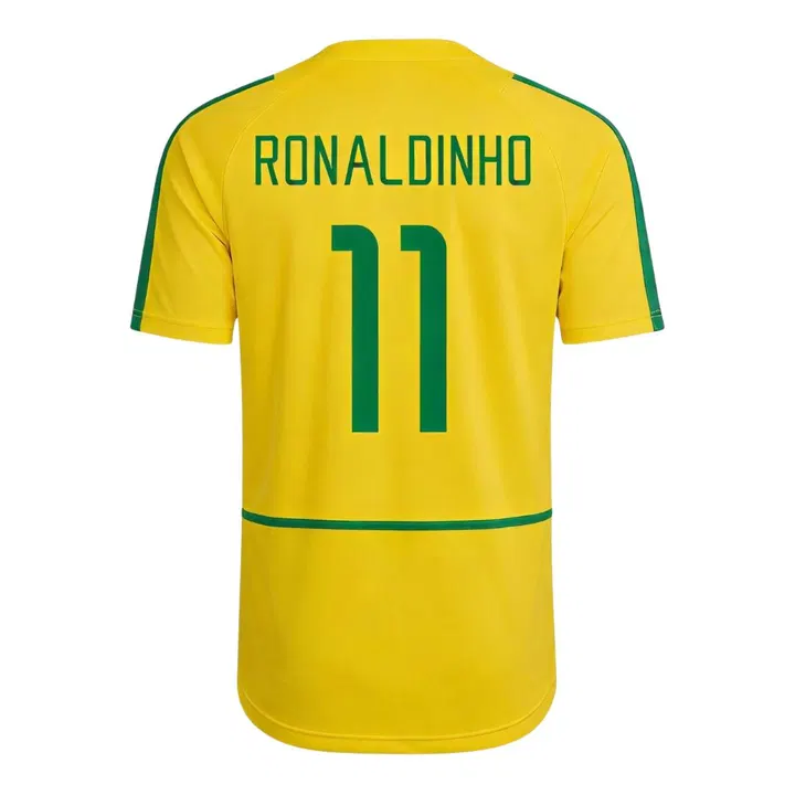 Retro Soccer Jersey RONALDINHO #11 Brazil Home 2002/03