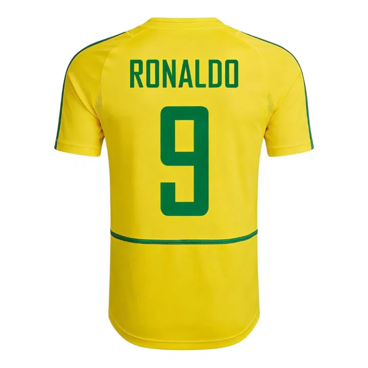 Retro Soccer Jersey RONALDO #9 Brazil Home 2002/03