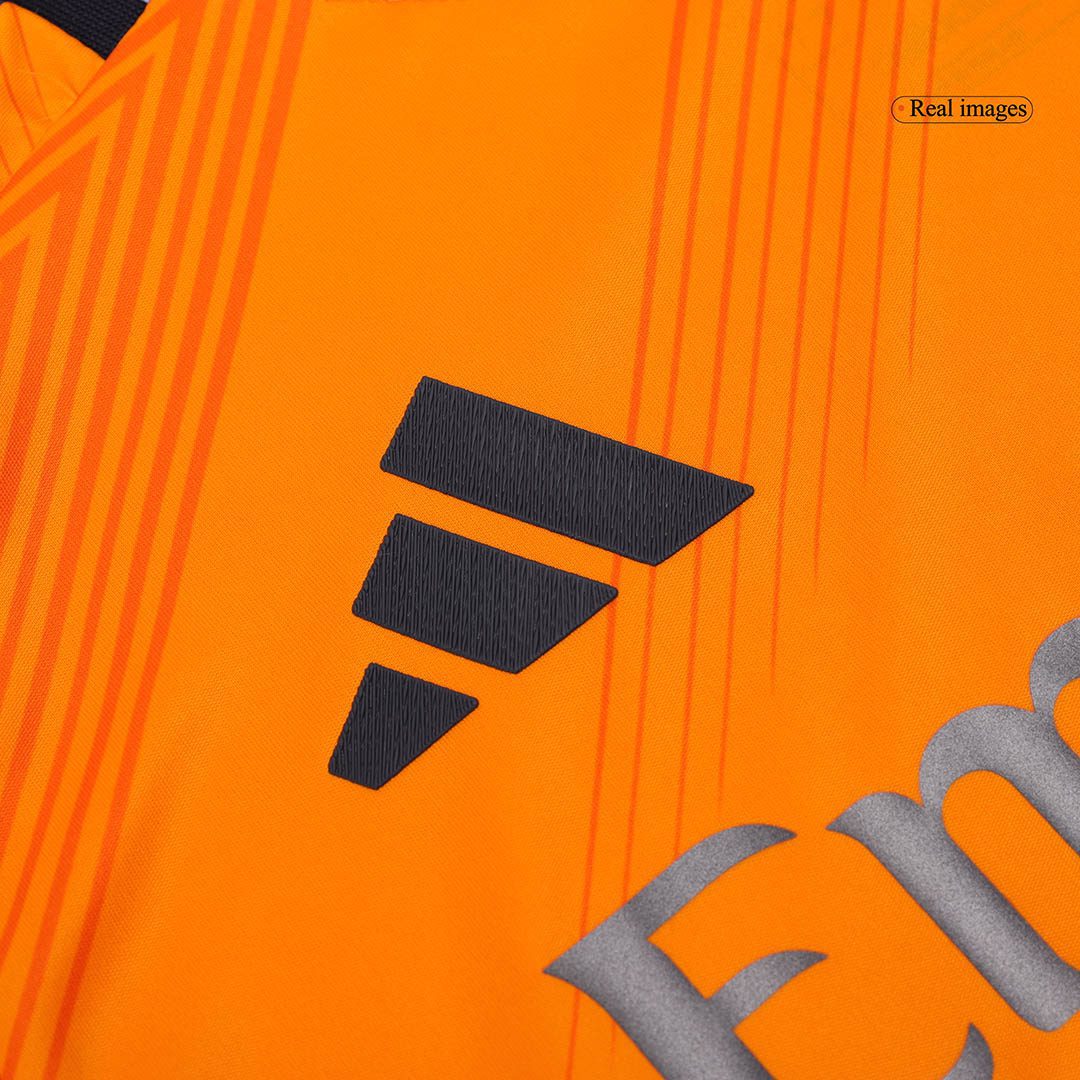 6a89efcbecceb7e6d6203dc91604b6c3