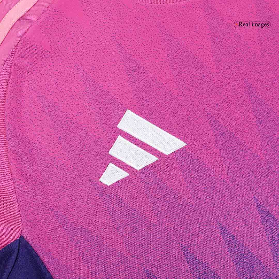 6d0a1a4ff69df453605237fab4660050